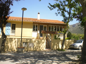 Maison vue de l'ext&eacute;rieur